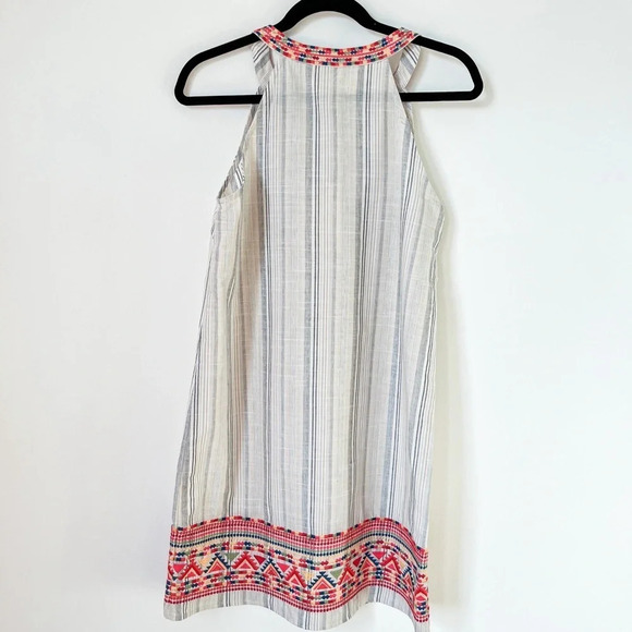 NWT Savanna Jane Gray Striped Embroidered V-neck Seeveless Dress Size Small - Picture 6 of 12